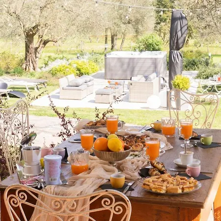 Casa Di Giano With Outdoor Jacuzzi